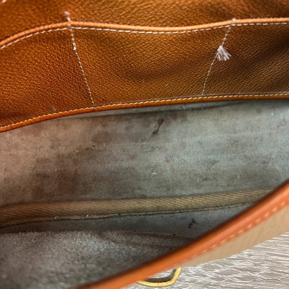Vintage 80s Dooney & Bourke Essex Leather Equestrian saddle  Style Crossbody - Picture 7 of 7